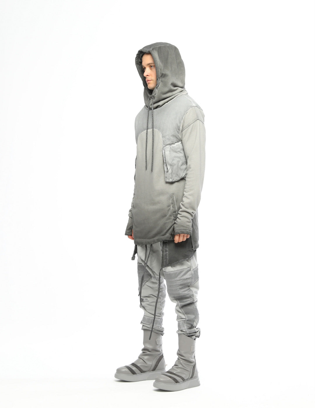 Quilted Front Short Men’s Sweatshirt With Hoodie